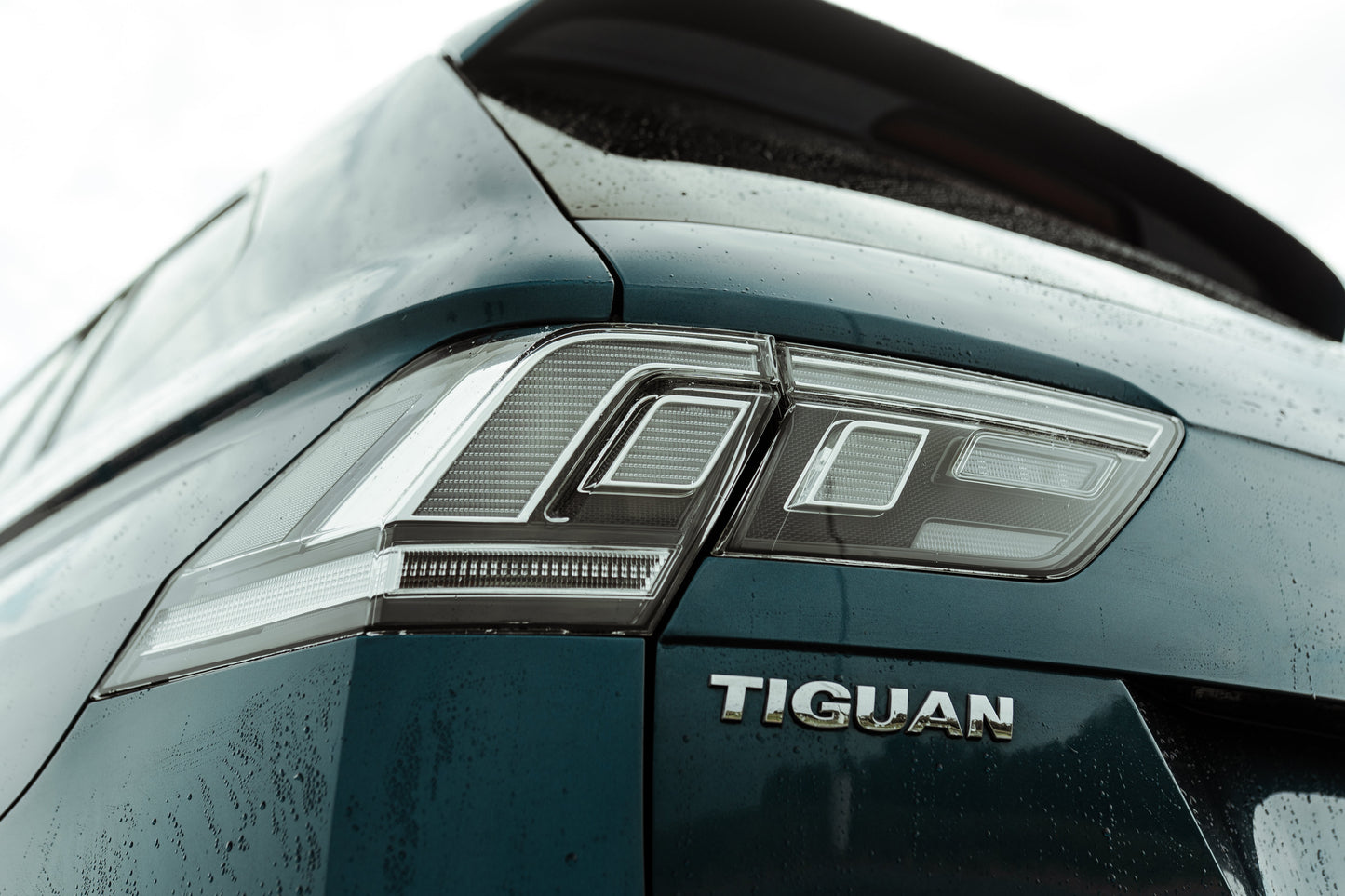 18-24’ AlpTech MK2 Tiguan Smoked Tail Lights